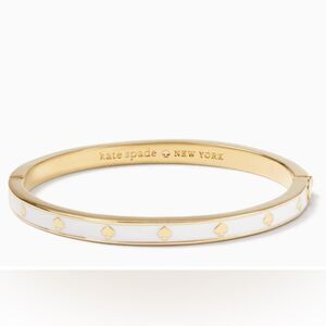 Kate Spade Spot the Spade Enamel Hinged Bangle Bracelet White NWOT With Dustbag